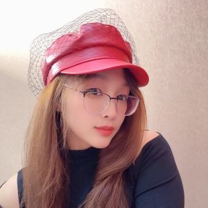Retro Korean Style Leather Beret Hat Womens Fashion Mesh Newsboy Cap Popular Duckbill Cap Adjustable Flat Top Warmth for Autumn And Winter
