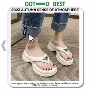 Nqshop สินค้าใหม่มาแรง รองเท้าแตะหูหนีบลำลองสำหรับคุณผู้หญิง ดีไซน์สวยน่ารักใส่แล้วสะดุดตา ด้วยสีที่มีให้เลือกถึง3สี แจ่มๆกันไปเลย