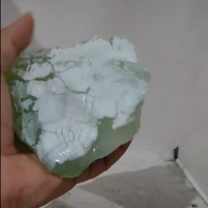 batu natural giok akik Bongkahan batu yg dikirim sesuai foto dan video Kode414