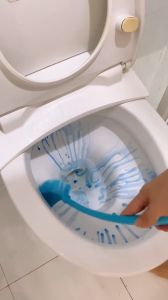 Sikat Kloset WC Gaggang Panjang / Sikat WC / Sikat Pembersih Kloset WC / Sikat gagang Panjang T03