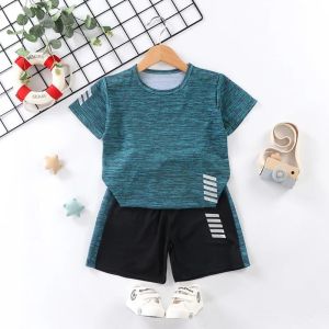 2025 Childrens Short Sleeve Set for Sports and Leisure Boys and Girls Summer New T-shirt and Shorts Two Piece Set