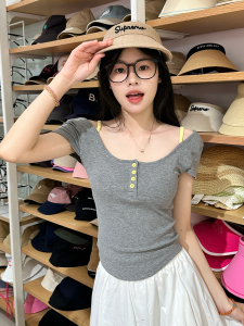 Yining Pavilion Floral Fake Two-Piece Backless Short Sleeve T-shirt Female Summer with Chest Pad Stylish Silm Short Camisole
