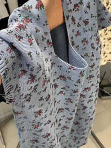 Guangzhou Thirteen Lines Chic Beautiful Small Shirt Woman Square-Neck Floral Tops Small Sweet Short Sleeve T-Shirt Summer