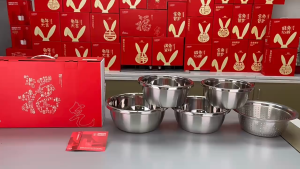 Kitchenware Stainless Steel Colanders Basket Strainers Rice Washing Bowls Vegetables Fruit Bowl Strainers Set