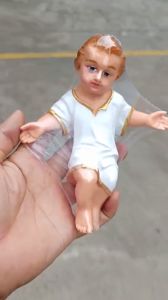 Tượng Chúa Hài Đồng mini xinh xắn 14cm chất liệu composite quà tặng Giáng Sinh ý nghĩa