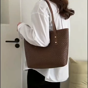 Large capacity diamond pattern casual new 2025 simple and stylish fashion tote hand-held armpit shoulder large womens bag