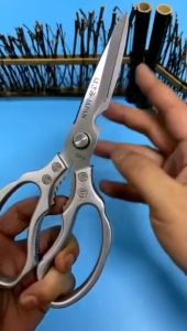 1pc JAPAN SK5 5th Generation Kitchen Scissors Multi Function Scissors Gunting Dapur SK5第五代厨剪