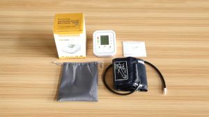 Tensimeter Tensi Meter Pengukur Tekanan darah elektrik Blood Pressure Monitor Portable Digital Darah Alat LCD Besar Sphygmomanometer COD Warranty Ready Stock Sehat JKT Dengan suara