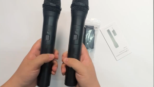 【✅SG STOCK】RICHMENTMALL 2.4G Dual Mic Wireless Microphone Dual Microphones for Karaoke Wireless Dynamic Microphone Suitable for Speech Wedding Church PA System Karaoke Plug & Play AA Battery Powered Dynamic Mics with Clear Sound