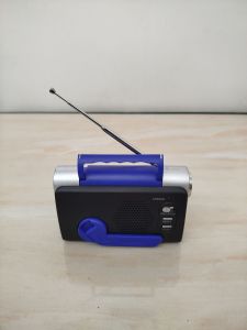 Đài radio FM sạc bằng Dynamo hàng si Nhật