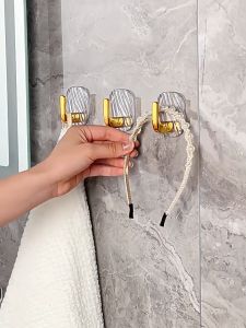 4ตัว ตะขอแขวนผนัง อเนกประสงค์ สไตล์หรูหรา ตะขอแขวนอะคริลิคใส