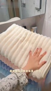 GNA💗ผ้าเช็ดตัวขนนุ่ม ผ้าขนหนู ขนาดใหญ่ 70x140 ซม. ซับนํ้าได้ดี หลายสีให้เลือก 💗YJE