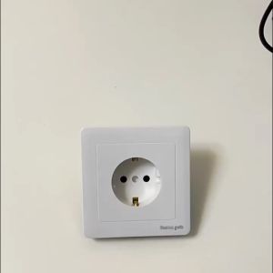 Baby Shine Penutup Colokan Listrik Dinding Tutup Stop Kontak Listrik Silikon Baby Safety Socket Cover