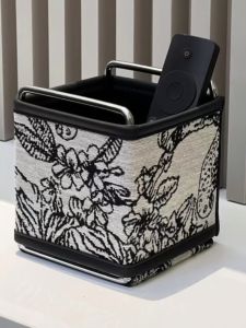 กล่องเก็บของหนังสไตล์ย้อนยุคสำหรับเครื่องสำอางและเครื่องประดับ กล่องจัดระเบียบบนโต๊ะแบบหรูหรา กล่องจัดเก็บของสำหรับช่องทางการควบคุมระยะไกล