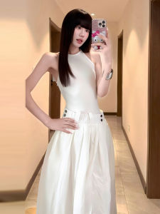 Y6Y | ชุดเดรสยาวแขนกุดสีขาวสไตล์ฝรั่งเศส ทรงเอ สำหรับผู้หญิงในช่วงฤดูร้อน 2025 ทรงเข้ารูป เอวสูง กระโปรงยาว ทรงทำงาน ชุดยาว