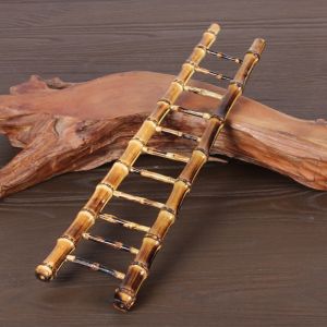 ของตั้งโชว์บ้านไม้ไผ่ไอเดียสร้างสรรค์ของตั้งโชว์บันไดไม้ไผ่แส้เล็กรากไม้ไผ่เสริมความหมายโชคลาภก้าวขึ้นบันไดประหยัดความสูง