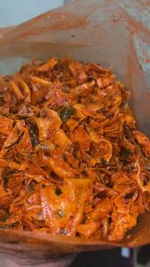 KERIPIK KRIWIL / KERIPIK SINGKONG / KRIPSET PEDAS DAUN JERUK BUMBU MELIMPAH KEMASAN 250 GRAM / 500 GRAM / 1 KG