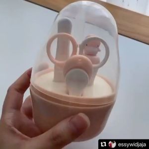 KUKU DUCKBILL BABY NAIL CARE KIT อุปกรณ์ชุดกรรไกรตัดเล็บเด็กครบ set 5in1 สุดคูม ลายเป็ดน้อย