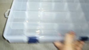 Hộp nhựa cứng dầy các ngăn tháo rời ra được 18 ngăn (27x18x5cm nặng 400gr) / 24 ngăn (35cm x 21.5cm nặng 600g )