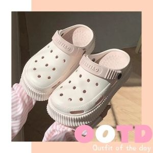 TKGirl ใหม่มาแรง รองเท้าแตะหัวโตแฟชั่นเกาหลี สีสันคือเป๊ะปังมาก น้ำหนักเบา ไม่หนักเท้า ใส่ได้ทุกเพศมีให้เลือก 5 สีสุดปัง ใส่เดินสะดวก ใส่ได้ในชีวิตประจำวัน กดสั่งได้เลยจ้า