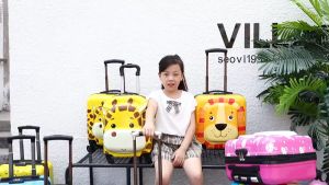 กระเป๋าเดินทางเด็กพลาสติกแข็งพร้อมล้อหมุน 360 องศา ขนาด 20 นิ้ว ลายการ์ตูนน่ารัก ทนทาน สำหรับนักเรียน