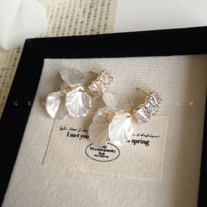 Enhancing Women's Earrings: Beach Shell Tassel & Elegant White Dangle