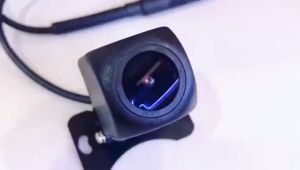 Camera lùi 4 lỗ kim 720P-1080P cho cam gương chiếu hậu cảm ứng.