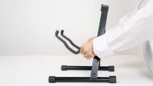 Foldable Electric Guitar Stands Floor Non-slip Rubber And Foam Arm Metal Electric Guitar Stand for Acoustic Guitar Bass Ukulele Banjo