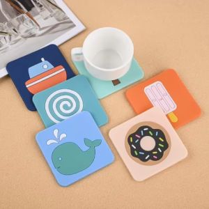Đế Lót Ly Silicon Vuông Hoạ Tiết Cartoon Cute Cách Nhiệt Chống Trượt Sang Trọng