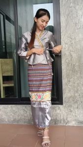 ชุดไทยล้านนา ชุดผ้าไหมแก้ว สวยๆใส่สบาย ชุดหมอนแมทางการเคลื่อนไหว