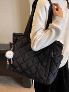 Fashionable Commuter Large Capacity Canvas Tote Bag Womens 2025 New Diamond Grid Underarm Single Shoulder Bag