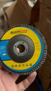 กระดาษทรายเรียงซ้อนหลังแข็ง 4" #60-180 (แบล็คเบิร์ด)