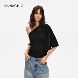 ANNACHIC | Áo Blouse Dáng Không Đều Một Bờ Vai Tùng Xòe Siết Eo Cổ Xéo Trễ Vai