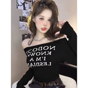 Áo Thun Tay Dài Ôm Vừa Vặn Cổ Chữ V in Chữ Phong Cách Ngọt Ngào Mùa Thu 2025 Cho Nữ