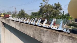 เหล็กกันขโมย ความยาว 125cm (ลวดหนา2มิล) ลวดหนาม รั้วเหล็กกันขโมย สําหรับติดผนัง ประตูบ้าน กันนกบนระบียง หนามกันโจร รั้ว กำแพง รั้วลวดหนาม ป้องกันขโมย