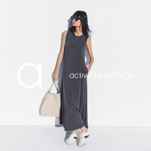 MO&Co. | Đầm Modal Nhẹ Dáng Eo Thấp Trung Bình
