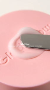 GLAD2GLOW Brightening Moisturizer Pomegranate 5% Niacinamide Pelembab Wajah 30gr XX323