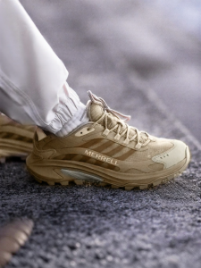 Merrell | Waterproof Grip Hiking Shoes