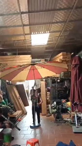 Ô Dù chính tâm TRÒNchất liệu vải dù Polyesterkhung bằng sắtche nắng che mưa ngoài trời.