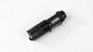 [UOL] Pocketman Senter LED 2000 Lumens Waterproof Flashlight Zoom Lampu P1