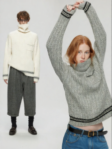 ULD | Antique Color Block Coarse Mohair Raised Pattern Turtleneck Sweater