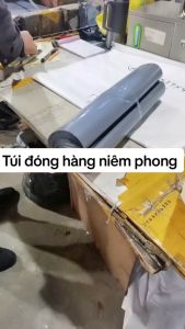 Combo 1 Cuộn 100 Túi Đóng Hàng Niêm Phong Màu Xám Bạc WINWIN4VIC Túi Gói Hàng Niêm Phong 3 Lớp Keo Dính Sẵn Chắc