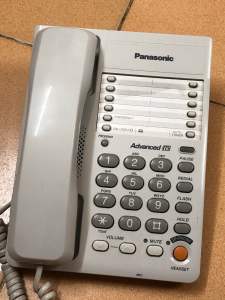 Điện thoại có loa ngoài Panasonic kx-t2373MX 2Jack Line