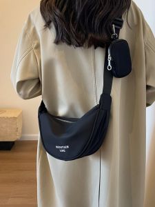 Casual Nylon Crossbody Bag Womens 2025 New Autumn Winter Commuter Single Shoulder Bag Ultra Light Dumpling Bag Soft Shape
