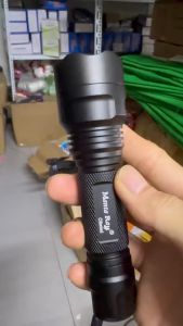 Đèn pin siêu sáng Mantaray C8 mini chiếu xa led sst20 1600 lumen vỏ hợp kim nhôm chống nước công tắc đuôi đèn