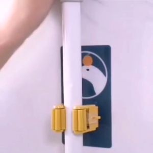 ที่แขวนไม้กวาด ไม้ถู ตะขอกาวเหนียว วัสดุทนทาน จัดเก็บอุปกรณ์ให้เป็นระเบียบ