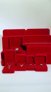 Quality Wedding Jewelry Storage Case Amazing Red Velvet Ring Earrings Necklace Pendant Bracelet Storage Organizer Gift Box