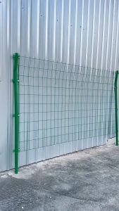 รั้วเหล็กสำเร็จรูป ชูบ PVC ฟรีเสา บรรจุภัณฑ์ส่งฟรี รั้วบ้าน รั้วตาข่ายเหล็ก ลวดตาข่าย รั้วน้อย รั้วกระชับ