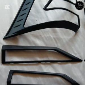 Garnish Cover Lampu Belakang Mobil All New Avanza Xenia 2019 - 2021 Hitam