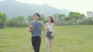 Waist-Hanging Portable Electric Fan / 6000mAh / Outdoor/Leafless Fan / 100-Speed / Wearable Portable Fan With Clip Chain